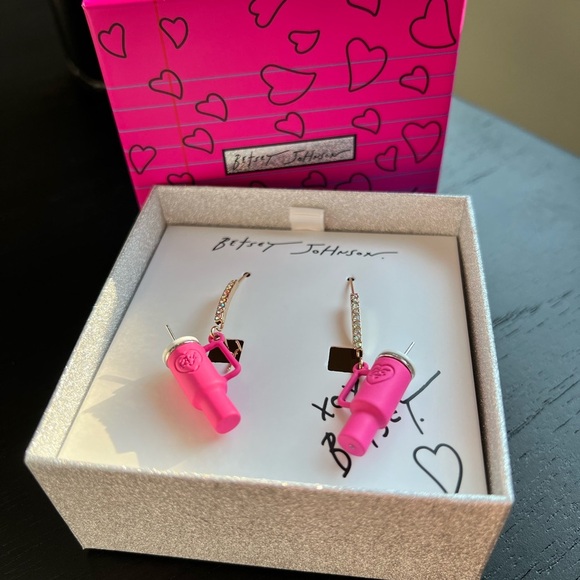 NWT Betsey Johnson Stanley Tumbler Inspired Pink Drop Earrings w/Cubic Zirconia - Picture 3 of 5